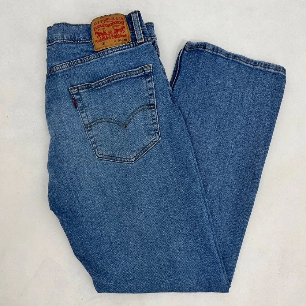 Levi’s 527 Jeans Men’s 36x30 Bootcut Light Wash Denim Mid‎ Rise R Tag Casual